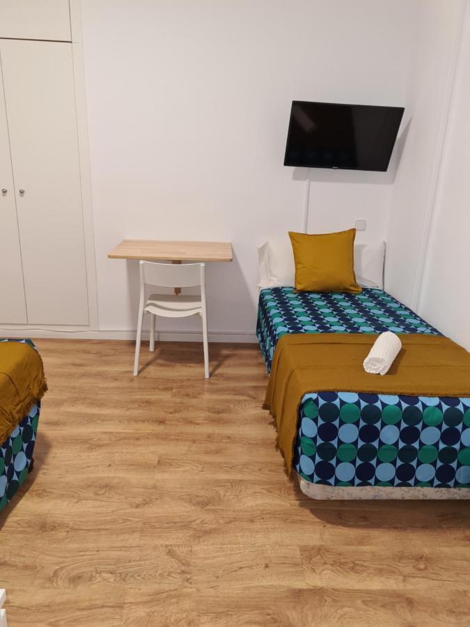 M-A Rooms Star Hostal Madrid Buitenkant foto